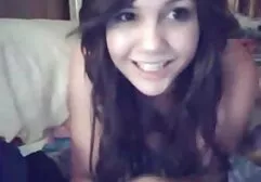 Mauvaise petite amie pour pornographie vierge avoir trompé un gars avec un colocataire.