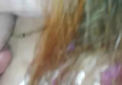 Un homme qui remplit un vagin blond avec une quantité impressionnante fille enceinte porno de sperme.