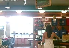 Motards porono famme soigneusement tatoués