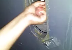 Doux fille fille xxx joue pour la caméra