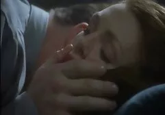 Capitulation de sous la jupe xxx Marinka