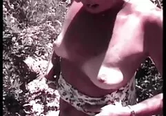 Alina n'avait pas de seins, mais son porno fille chien cul a explosé.